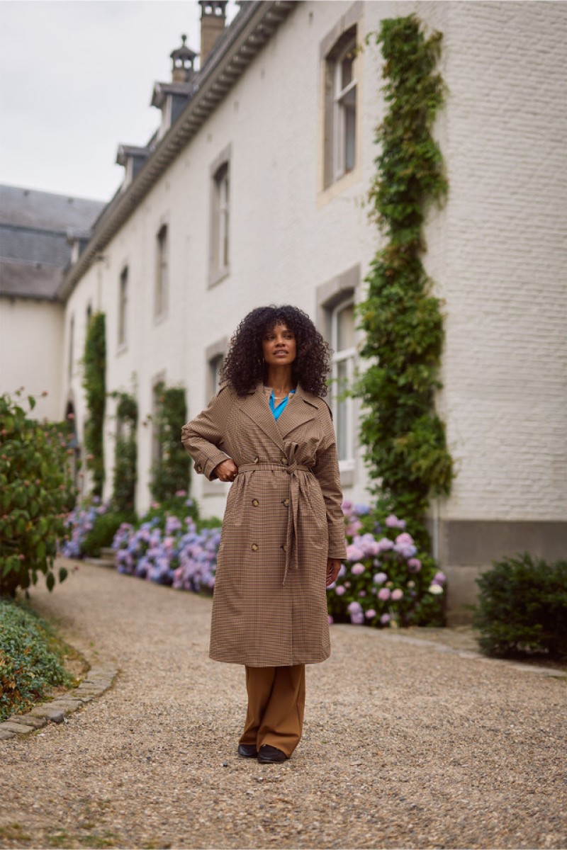 13093 Laurien check trenchcoat 1322 caramel/latte 13093 Laurien check trenchcoat 1322 caramel/latte